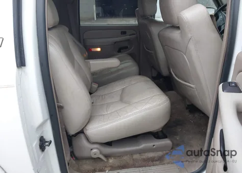 2003 Chevrolet Suburban 1500 Z71 from USA, damaged, VIN 3GNFK16Z63G191477